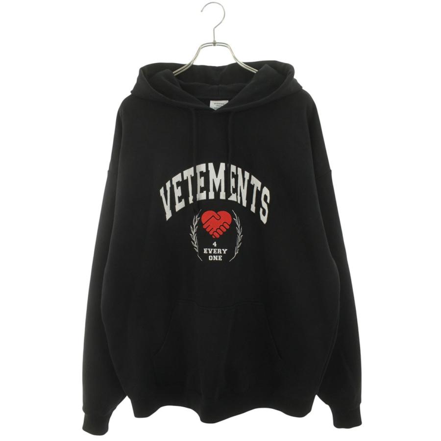 VETEMENTS（ヴェトモン） パーカー サイズ:XS UA53HD420B フロントロゴ 