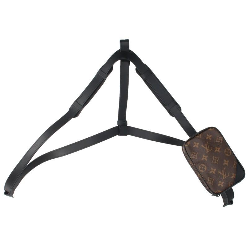 ルイヴィトン   M44470 ユティリティ・ハーネス モノグラムソーラーレイショルダーバッグ 中古 SS13 LOUIS VUITTON（ルイ・ヴィトン） M44470 ユティリティ・ハーネス