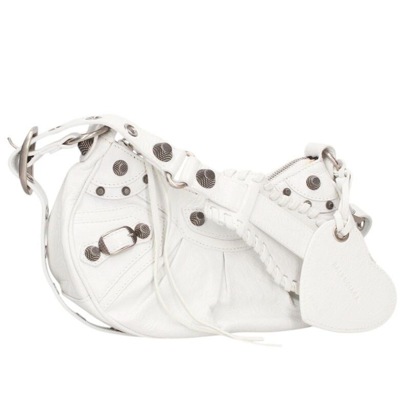 バレンシアガ サイズ:XS  671309 ルカゴールXS レザーショルダーバッグ 中古 SB01 BALENCIAGA（バレンシアガ） ショルダーバッグ サイズ:XS 671309