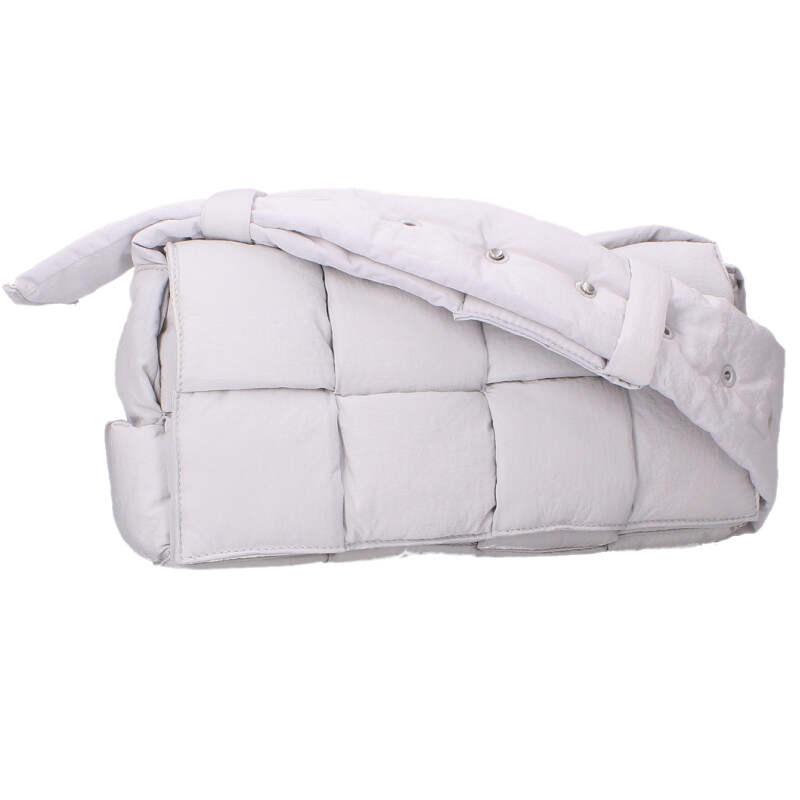 ボッテガヴェネタ   CASSETTE カセット パデッドナイロンショルダーバッグ 中古 BS99 BOTTEGA VENETA（ボッテガ・ヴェネタ） CASSETTE カセット パデッド