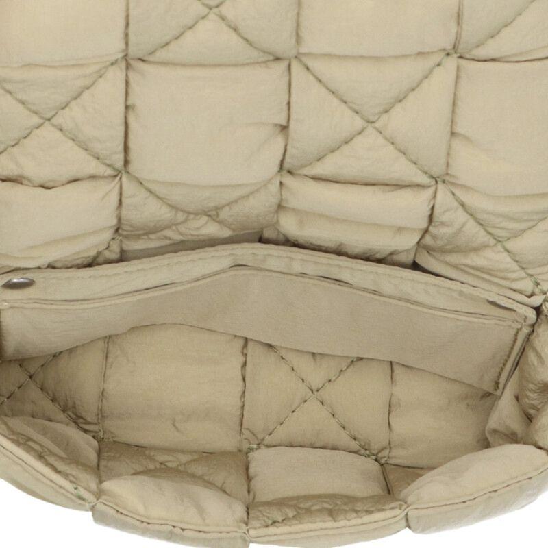 BOTTEGA VENETA（ボッテガ・ヴェネタ） ショルダーバッグ 679763 パ