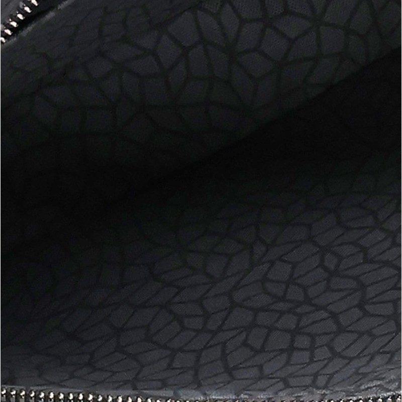 LOUIS VUITTON（ルイ・ヴィトン） M46435 LV×YK トリオメッセンジャー