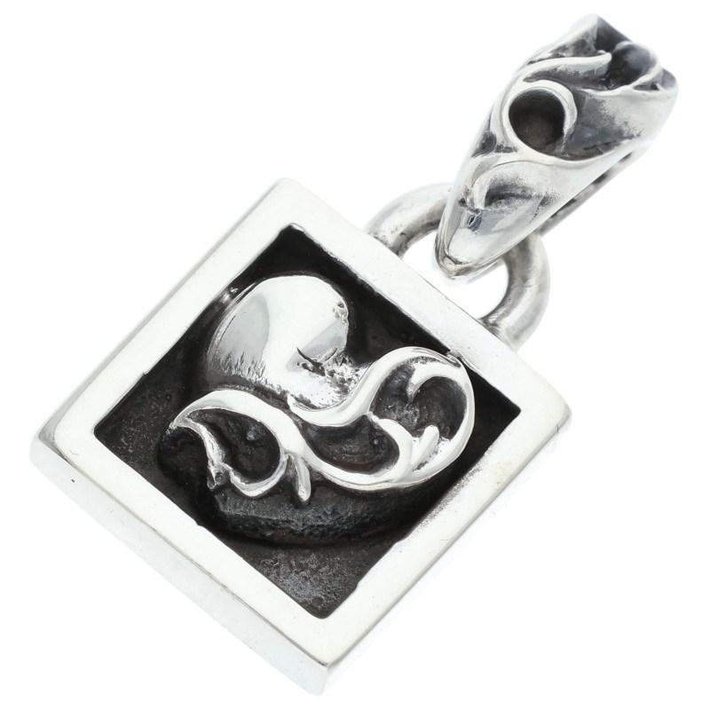 CHROME HEARTS（クロムハーツ） ネックレストップ FRAMED HEART
