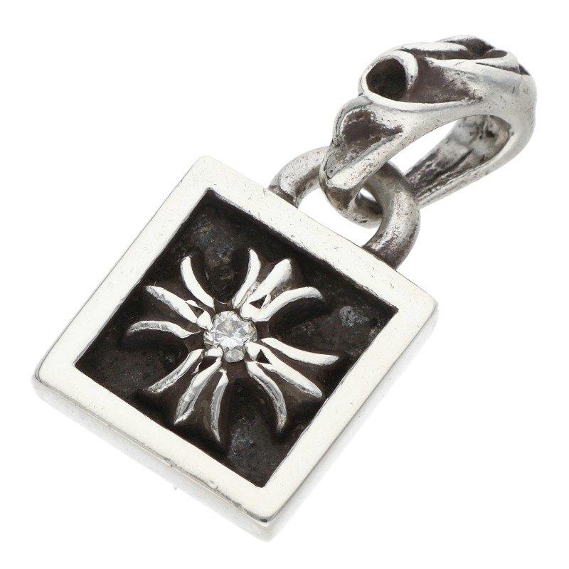 CHROME HEARTS（クロムハーツ） FRAMED CH PLUS 1DIA フレームドCH