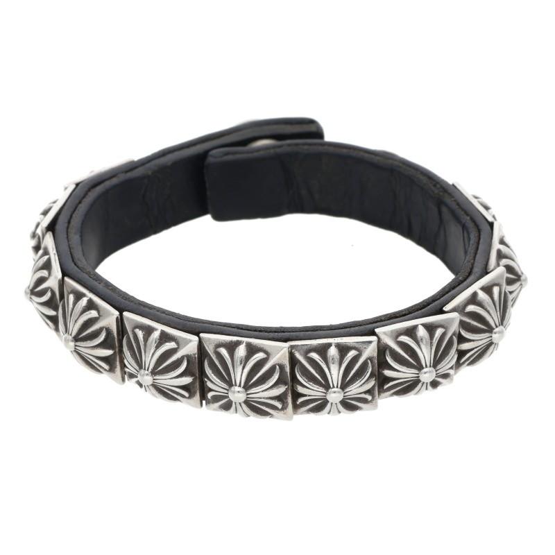 CHROME HEARTS（クロムハーツ） ZERO STUD SNGL ROW ピラミッド