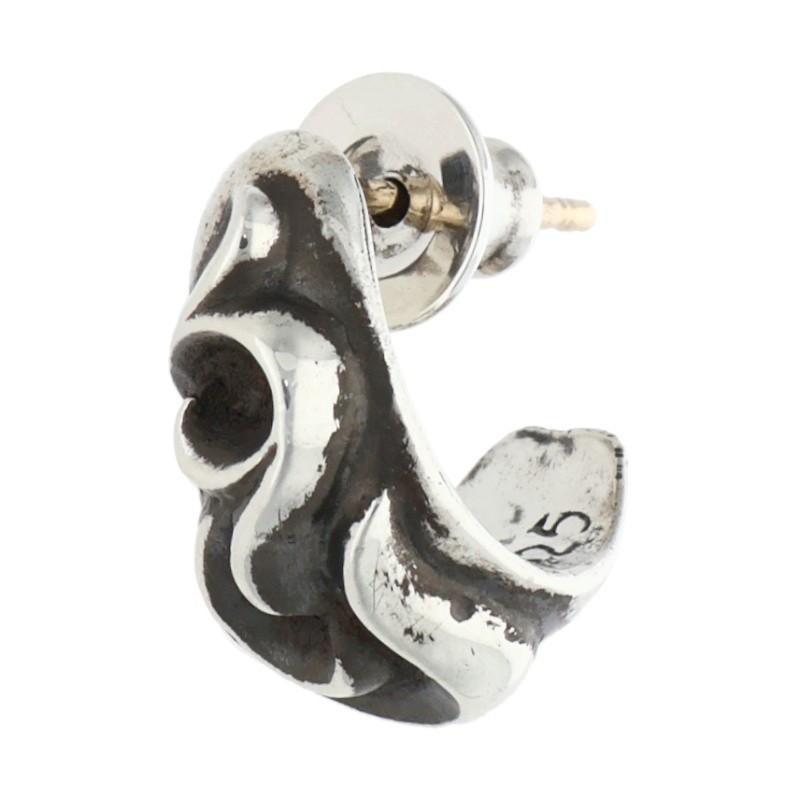 クロムハーツ　カーブドティアドロップ ピアス シルバー CHROME HEARTS（クロムハーツ） CARVED TEARDROP カーブドティア