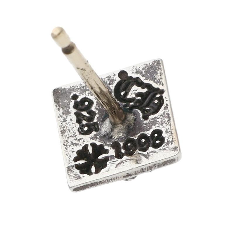 CHROME HEARTS（クロムハーツ） ピアス STUD PYRAMID PLS ピラミッド