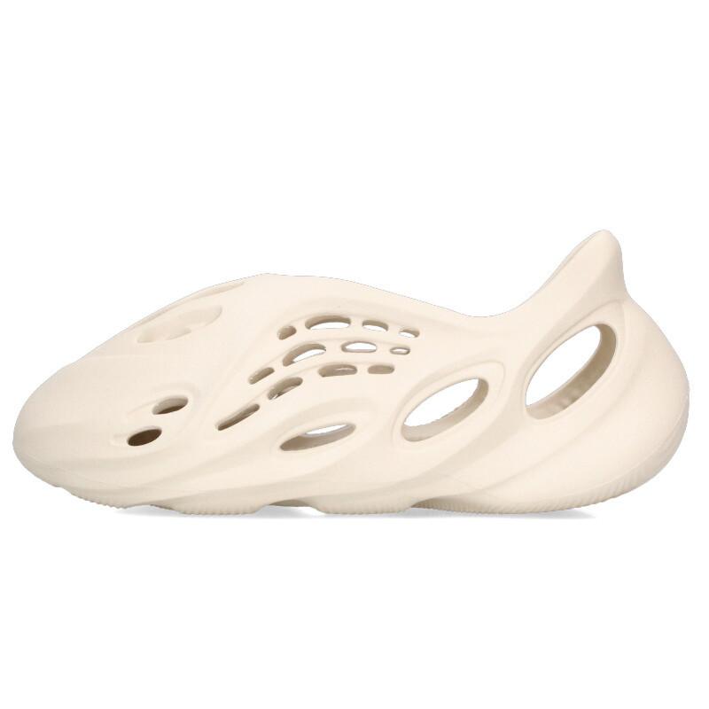 アディダス  カニエウエスト サイズ:29.5cm  YEEZY Foam Runner Sand FY4567 イージー フォームランナー サンドサンダル 中古 BS99 adidas（アディダス） カニエウエスト サイズ:29.5cm YEEZY Foam