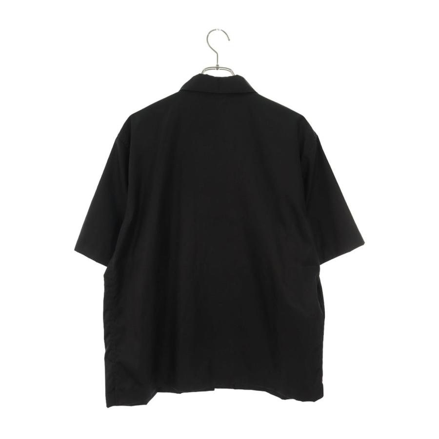 PRADA プラダ 半袖シャツ 240691 サイズ:42 リナイロン半袖 PRADA プラダ 半袖シャツ 240691 サイズ:42 リナイロン半袖