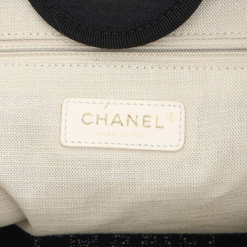CHANEL シャネル トートバッグ ラージショッピングバッグ サイズ CHANEL シャネル トートバッグ ラージショッピングバッグ サイズ