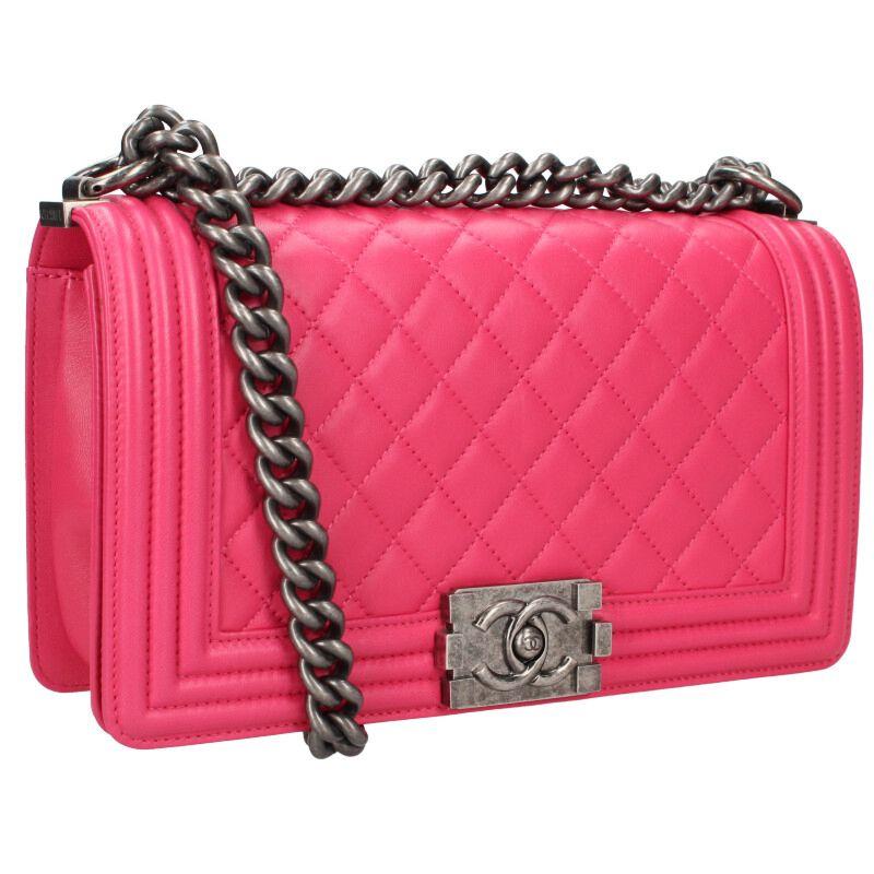 シャネル   ボーイシャネル25 ラムスキンチェーンショルダーバッグ 中古 SB01 CHANEL（シャネル） サイズ:25 ボーイシャネル25 ラムスキンチェーン