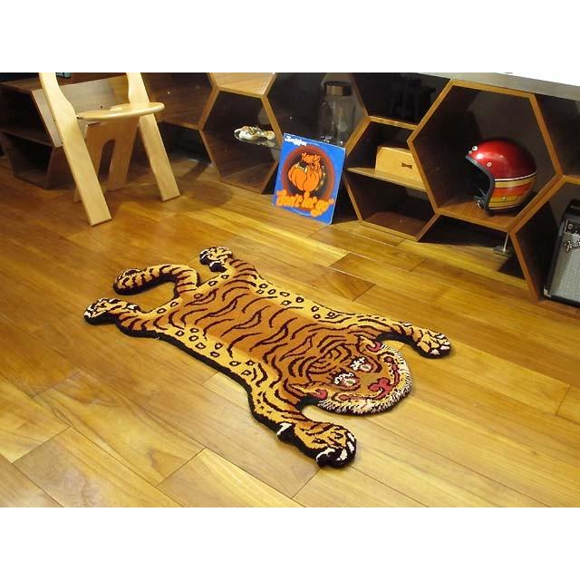 チベタン タイガー ラグ マット 【S】Tibetan Tiger Rug 虎型 100cm