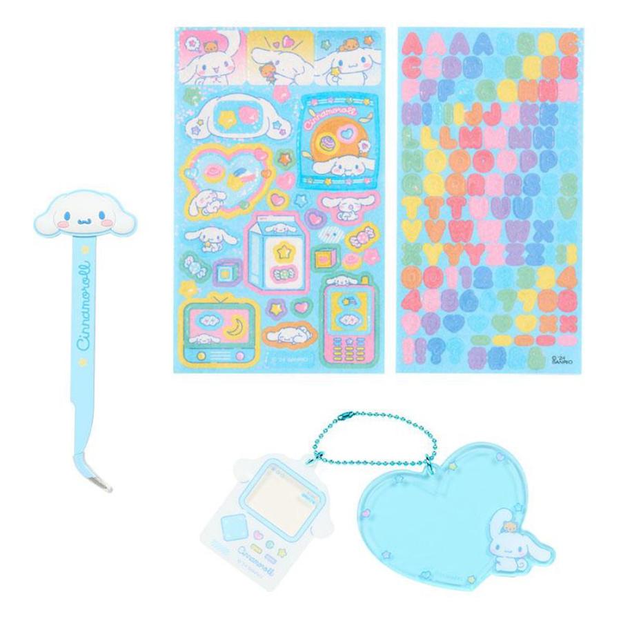 サンリオ キーホルダー チャーム ステッカー 楽天市場】予約 8月上旬 再入荷 トレーディングスライド缶ケース