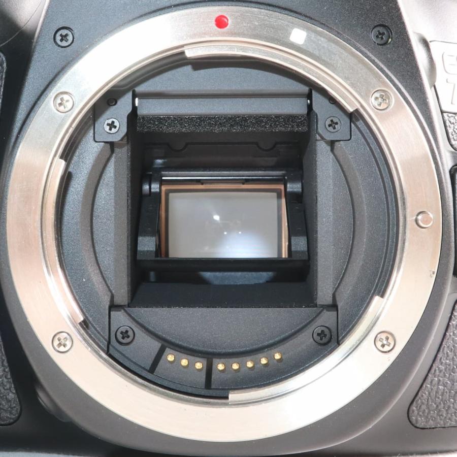 極上美品》 デジタル一眼レフカメラ CANON EOS 70D ボディブラック