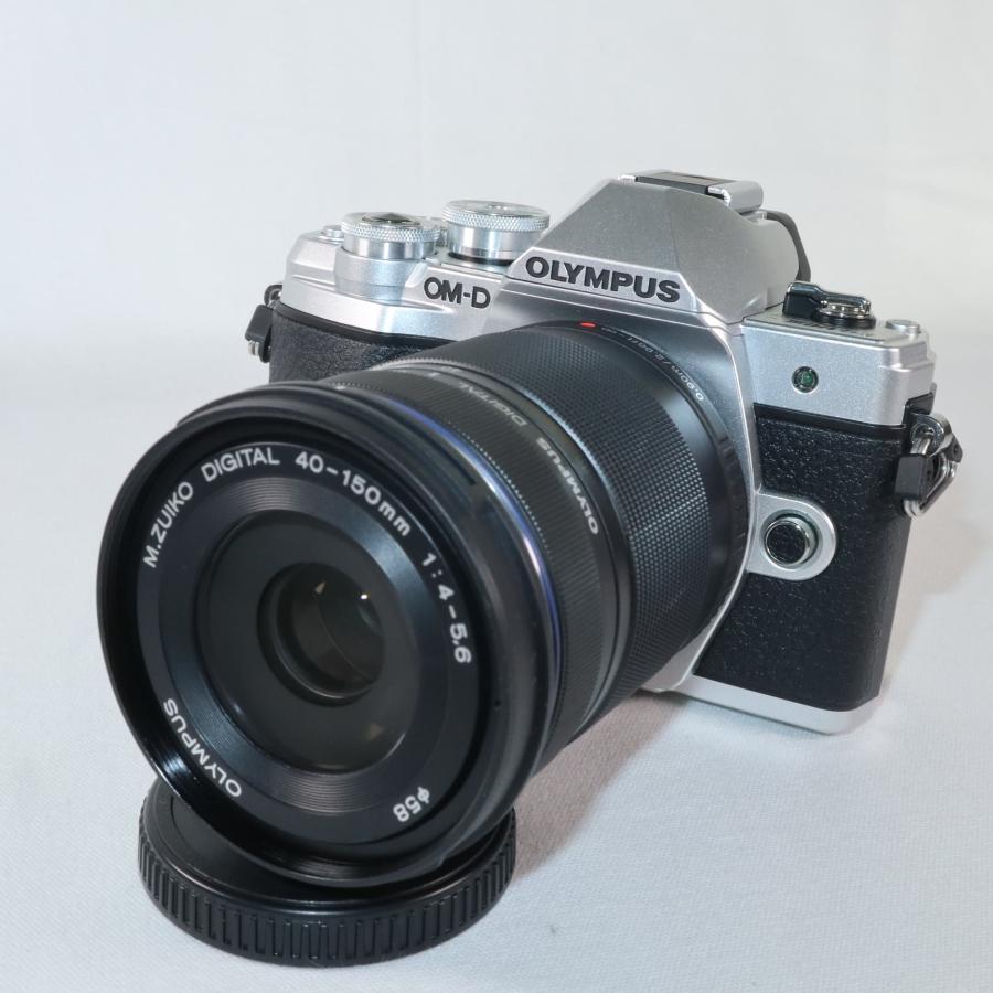 極上美品》 オリンパス ミラーレス一眼カメラ OM-D E-M10 MarkIII EZ