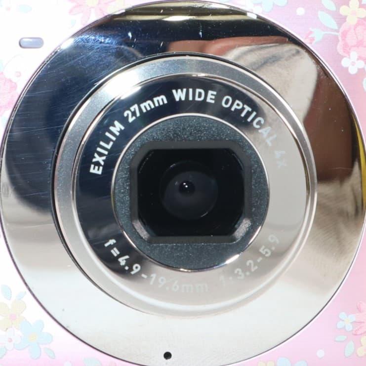 美品》コンパクト デジタルカメラ CASIO EX-Z800 Hello Kitty ハロー