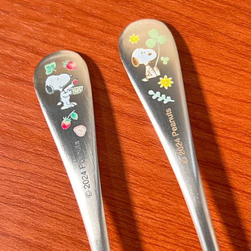 スヌーピー　限定商品　ラビット＆ストロベリー　スプーン　フォーク スヌーピー 限定商品 ラビット＆ストロベリー スプーン フォーク