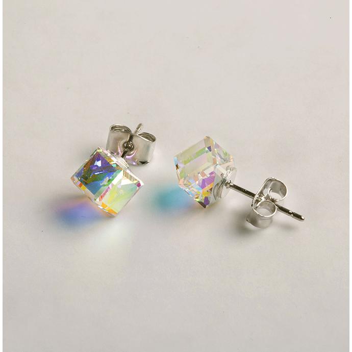 爆買WEEK 在庫処分 ダイスカット クリアピアス サークル 小物