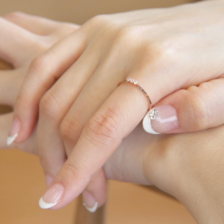 18金 K18 指輪 多面カット トリロジー ゴールド レディス 極細 ミディ  