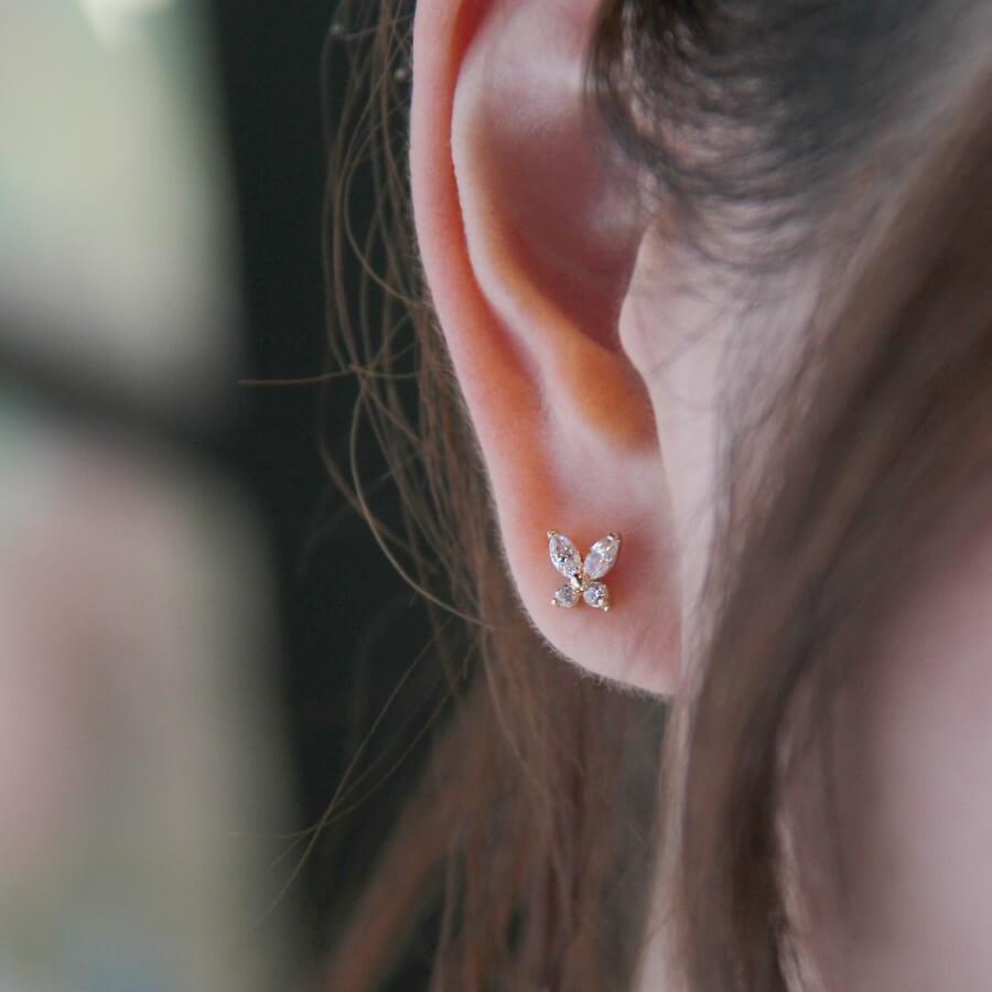 ピアス ゴールド pierce K10ゴールド ストーン バタフライ 蝶