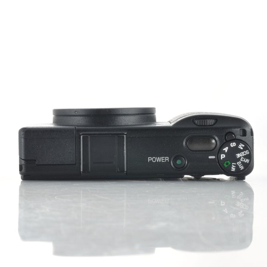 8月限定5千円引き中（79,999円⇒74,999円）【リコー】RICOH GR Digital III デジタルカメラ +バッテリー 充電器 #T983 |  | 02