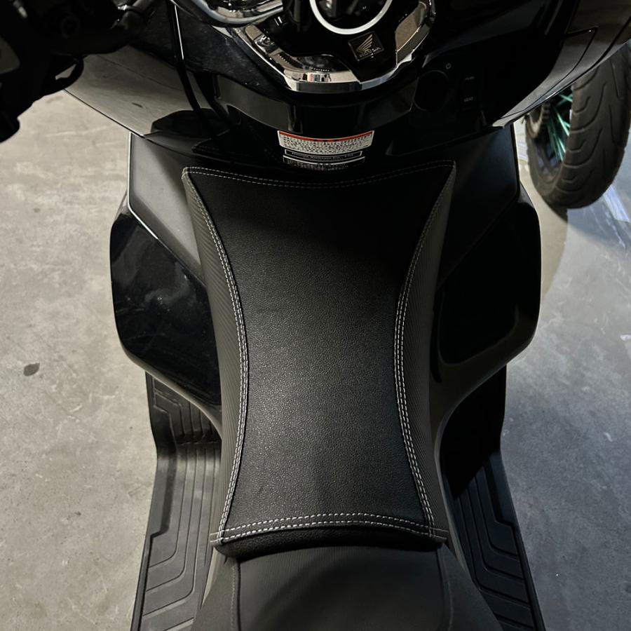 ホンダ センタークッション PCX125 PCX160 JK05 KF47 ブラック ホンダ センタークッション PCX125 PCX160 JK05 KF47 ブラック