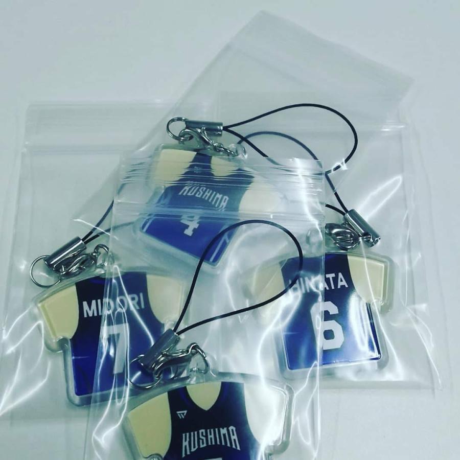 卒業 卒団 記念品 ユニフォーム型 キーホルダー ストラップ 作成