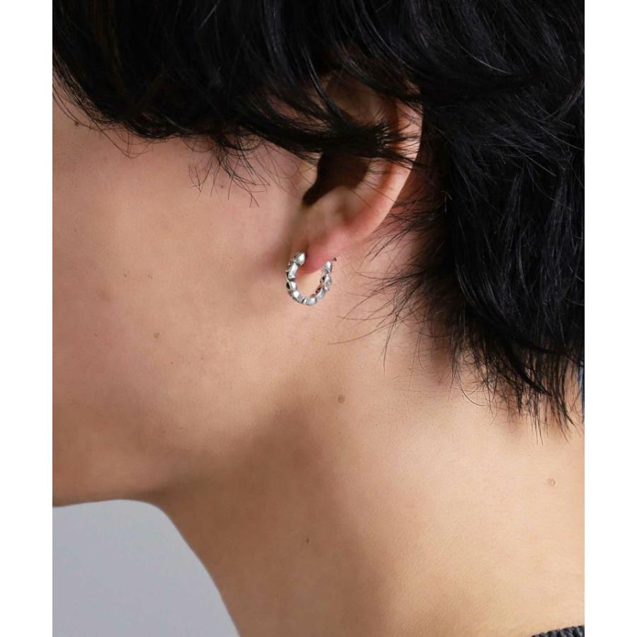 ライオンハート “HOWL” クロッシングピアス (アラベスク) シルバー925 1EA235A0SV LION HEART フープピアス サージカルステンレスポスト 1点売り 片耳用の画像