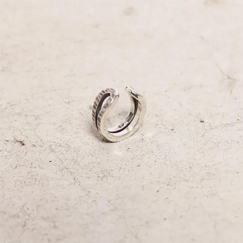 ビビファイ 槌目(ツチメ) イヤーカフ シルバー925 VIVIFY VFP-291 Loopin' Ear cuff/ Hammered finish 1点売り 片耳用の画像