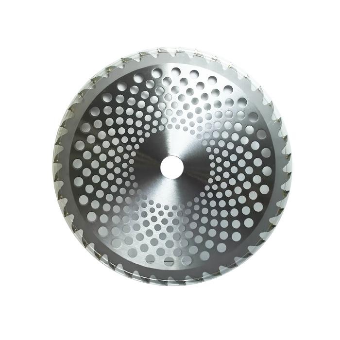 草刈用 チップソー （訳あり） 無限大保護シート付き 超軽量 230mm×36P 静音 振動軽減 刈払機 草刈機 刈払い 草刈り 替刃 |  | 02