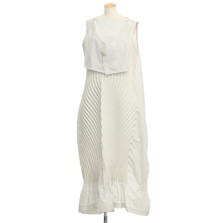中古】イッセイミヤケ ISSEY MIYAKE 2022年春夏 ストライプ プリーツ