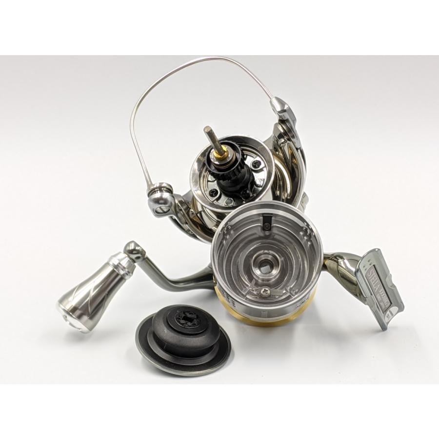 シマノ 【現品限り】良品 Shimano 18ステラ 3000MHG ハンドル シマノ 【現品限り】良品 Shimano 18ステラ 3000MHG ハンドル