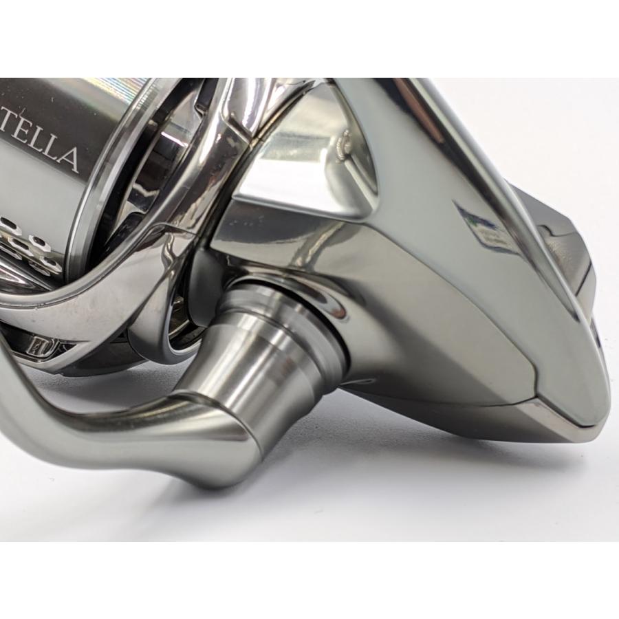 シマノ 【現品限り】良品 Shimano 18ステラ 3000MHG ハンドル シマノ 【現品限り】良品 Shimano 18ステラ 3000MHG ハンドル