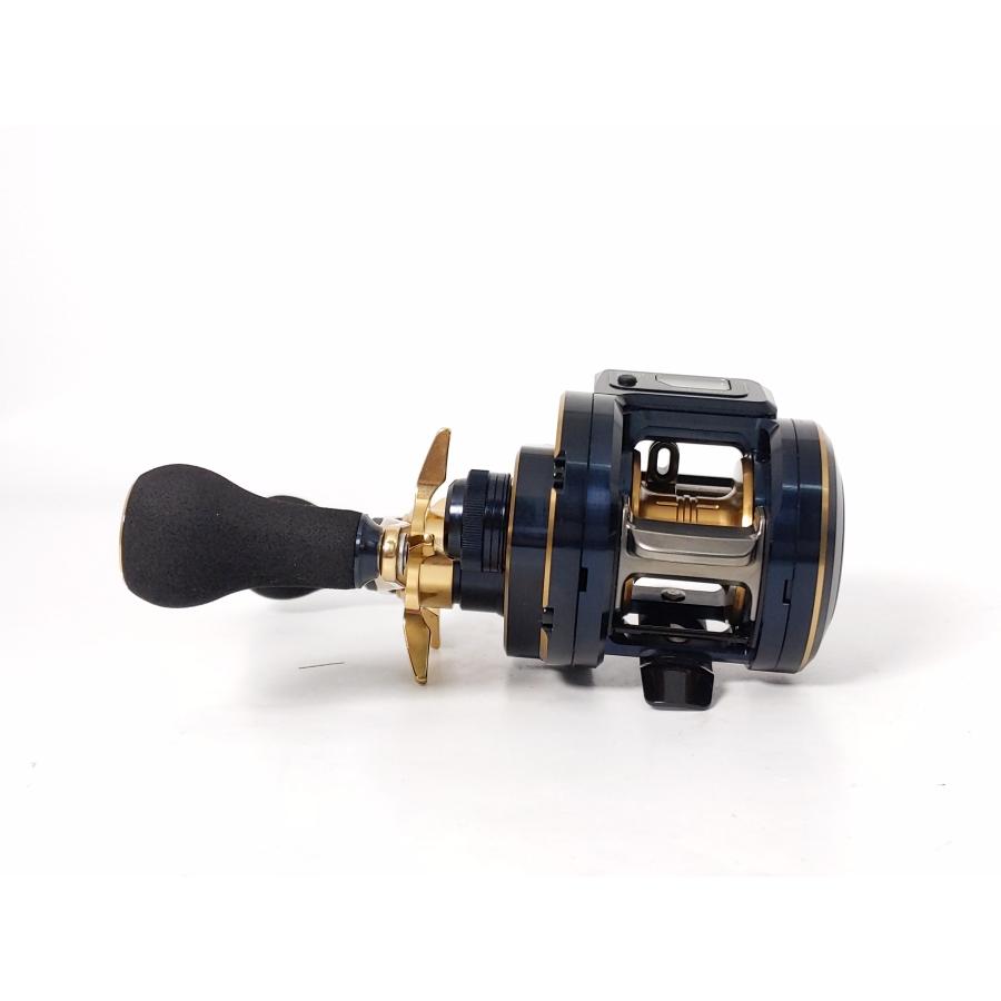 SALTIGA 【現品限り】超美品 Daiwa ダイワ 21 ソルティガIC SALTIGA 【現品限り】超美品 Daiwa ダイワ 21 ソルティガIC