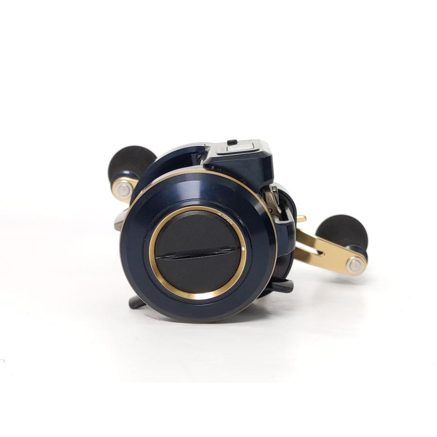 SALTIGA 【現品限り】超美品 Daiwa ダイワ 21 ソルティガIC SALTIGA 【現品限り】超美品 Daiwa ダイワ 21 ソルティガIC