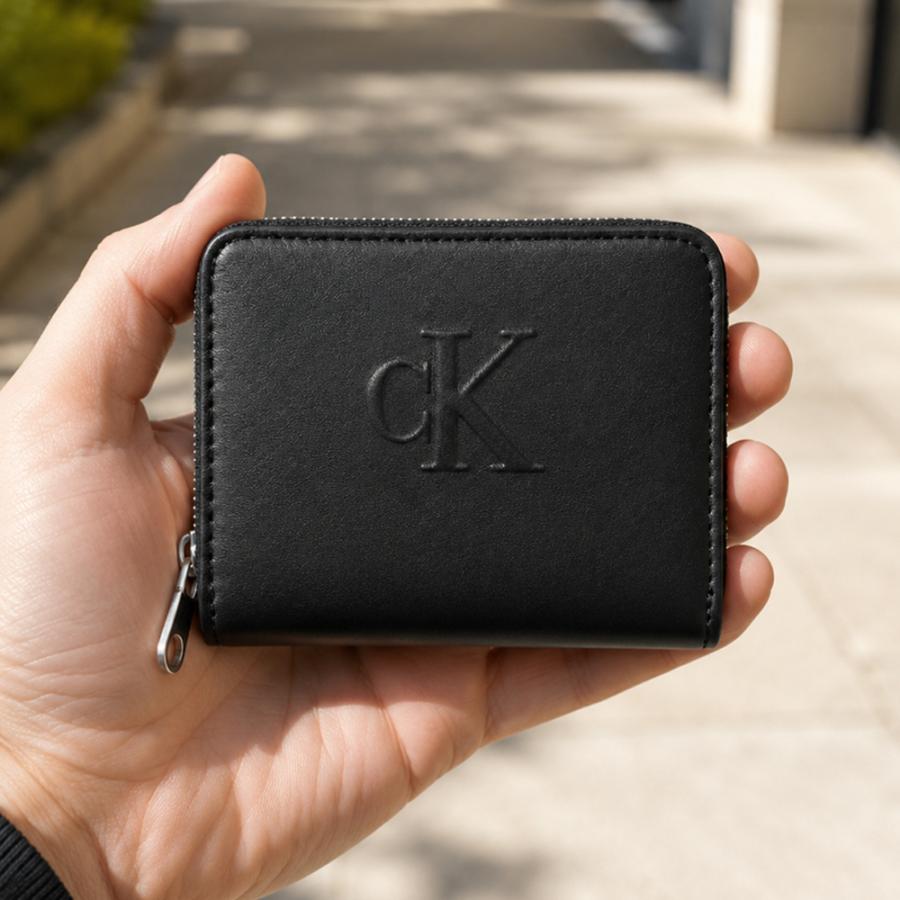 CKカルバン・クライン ミロ 二つ折り財布 カード段4 紺 カルバン