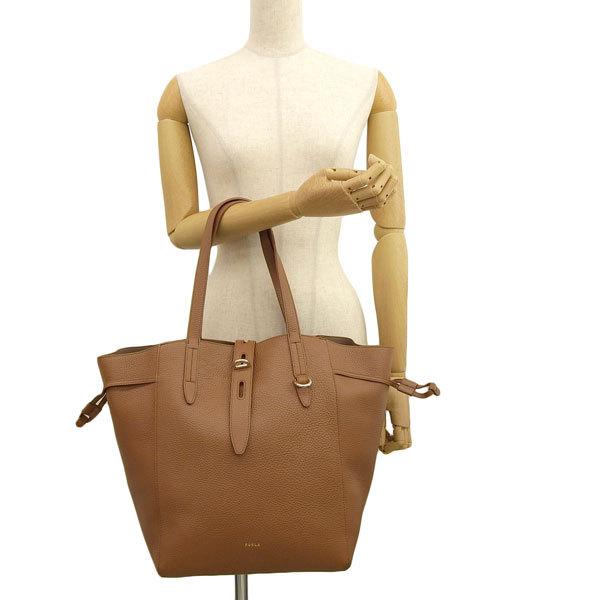 美品 FURLA フルラ カプリッチョショルダーバッグ ブラウン ブルー FURLA フルラ カプリッチョ パンチング レザー ハンドバッグ