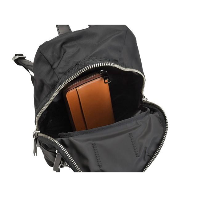 【美品】マークジェイコブス M0012702 バイカーミニ リュック ナイロン MARC JACOBS（マーク・ジェイコブス） バッグ リュックサック バック