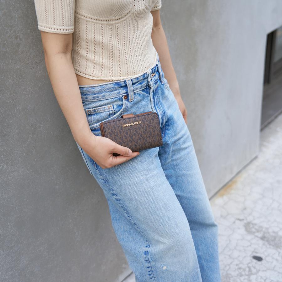 ☆開店セール☆ 未使用品 美品 マイケルコース ラムレザー ロゴ 折り財布① マイケルコース MICHAEL KORS マイケルコース 二つ折り財布 レディース