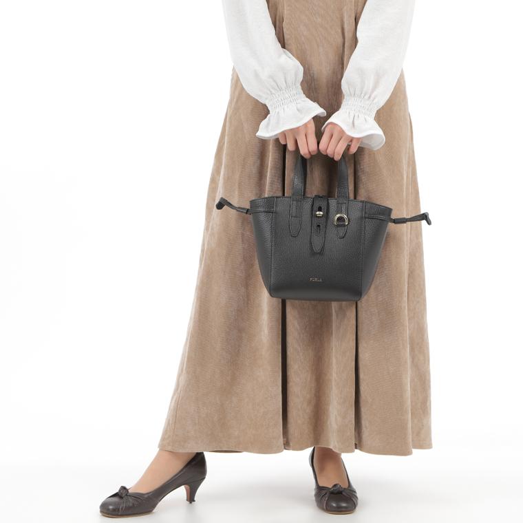 FURLA 特価セール フルラ バッグ レディース ショルダーバッグ FURLA 特価セール フルラ バッグ レディース ショルダーバッグ