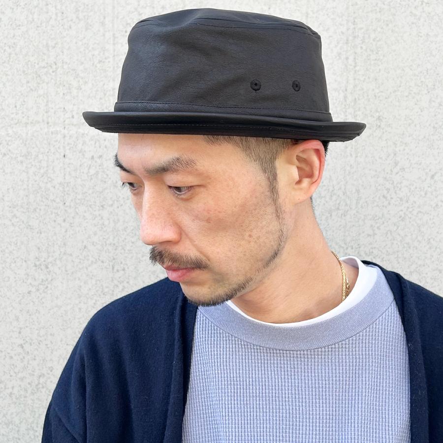 ベーシックエンチ Fake Leather Porkpie 帽子 ハット 抗菌 消臭 ポークパイ フェイクレザー エコレザー ヴィンテージ 定番 メンズ レディース フリーサイズ | Basiquenti | 04