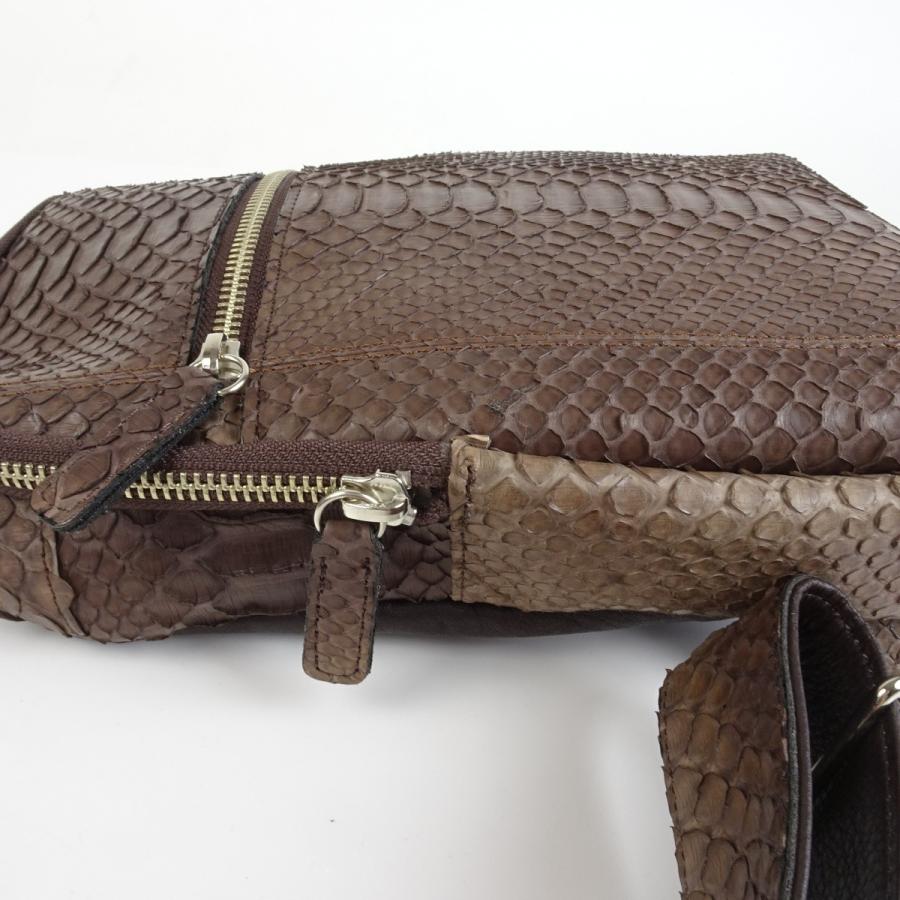 新品 訳あり パイソン ボディバッグ 茶 サドルバッグ ワンショルダー 