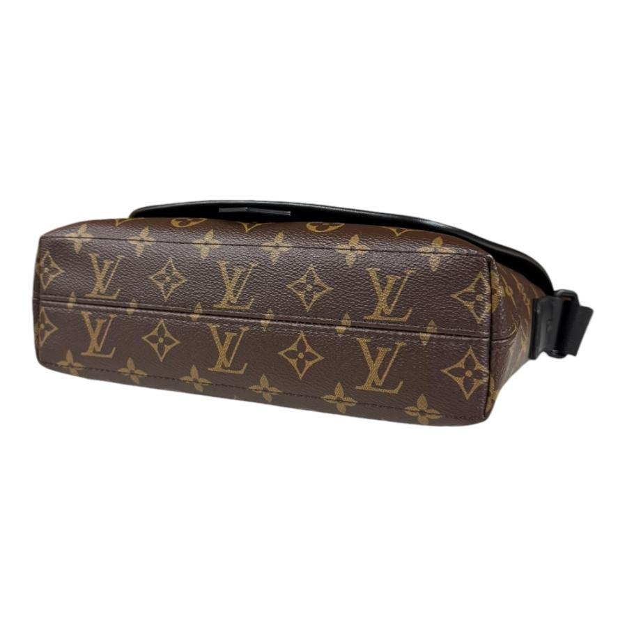 LOUIS VUITTON（ルイ・ヴィトン） マグネティック・メッセンジャー