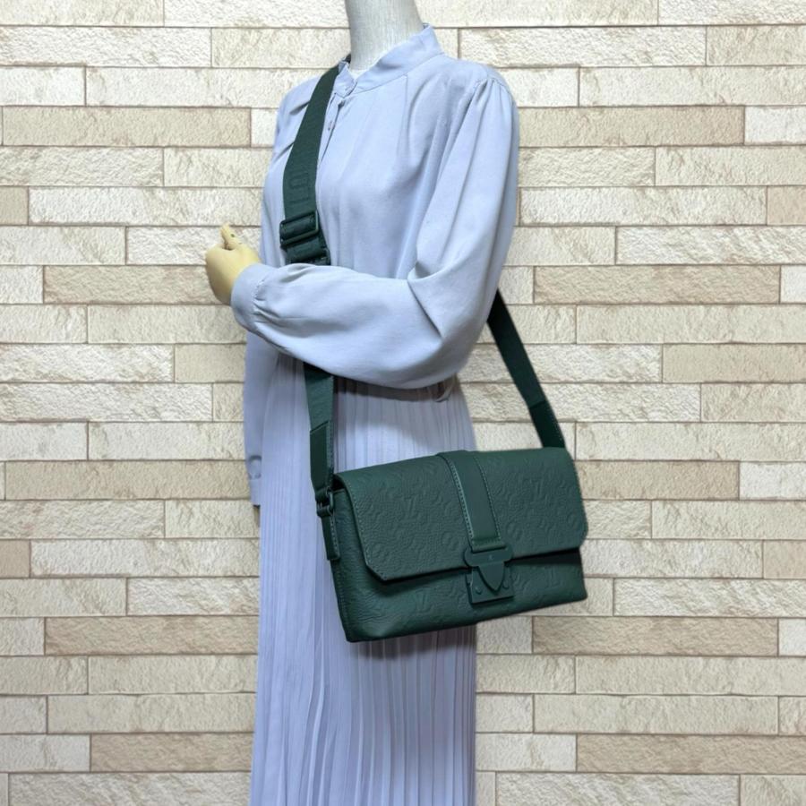 LOUIS VUITTON（ルイ・ヴィトン） Sケープ メッセンジャーバッグ