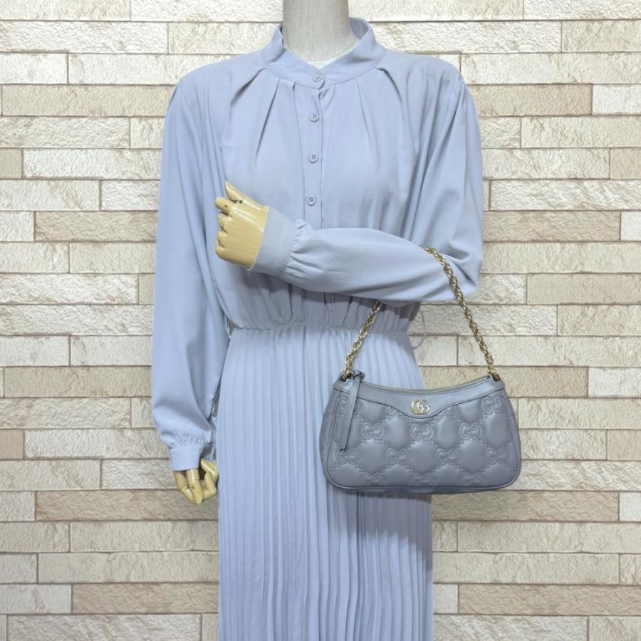 GUCCI（グッチ） GGマトラッセ ショルダーバッグ レザー 826218 グレー