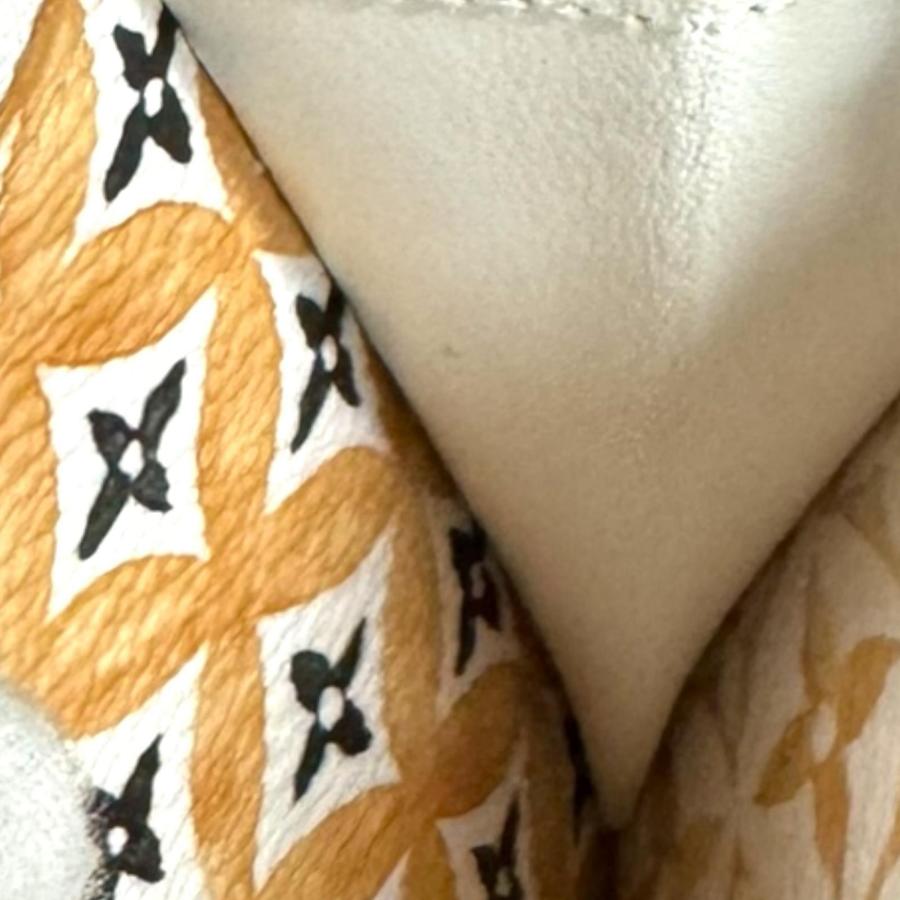 LOUIS VUITTON（ルイ・ヴィトン） ジッピー・ウォレット モノグラム