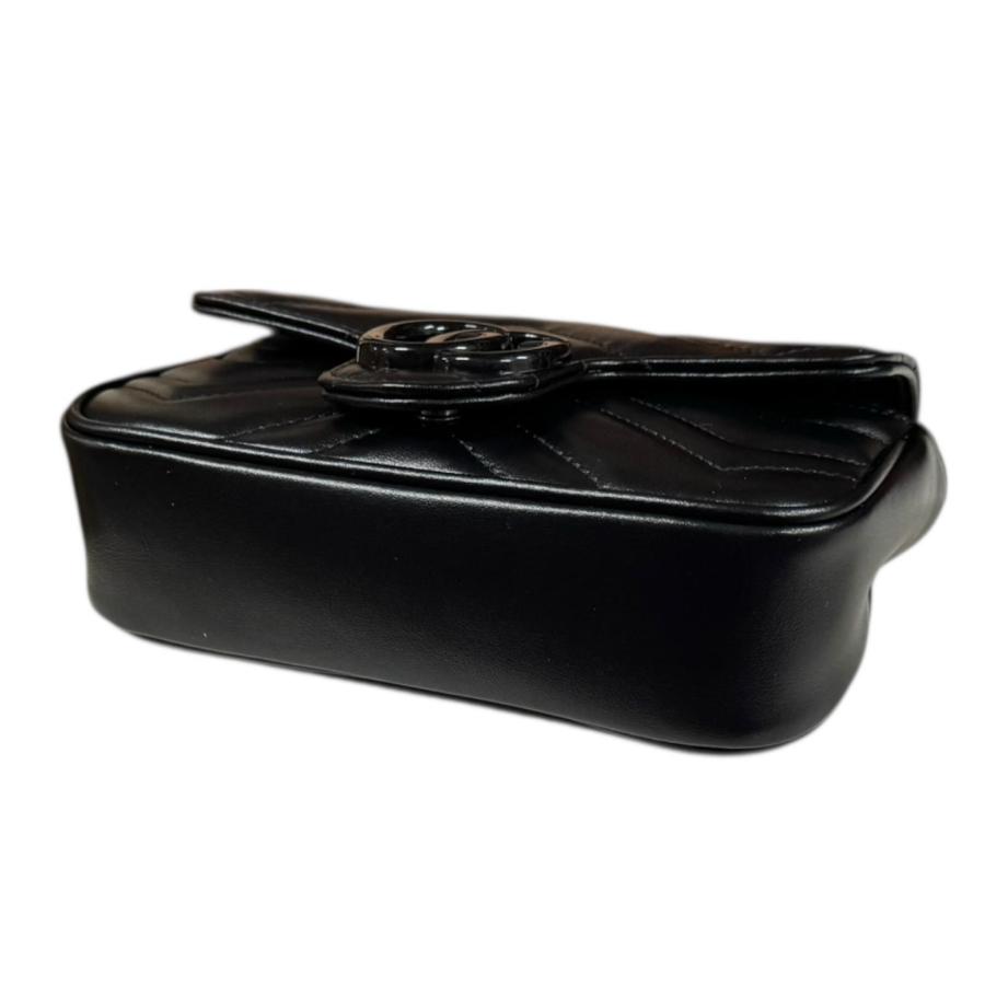 GUCCI グッチ GGマーモント ショルダーバッグ 699757 ブラック