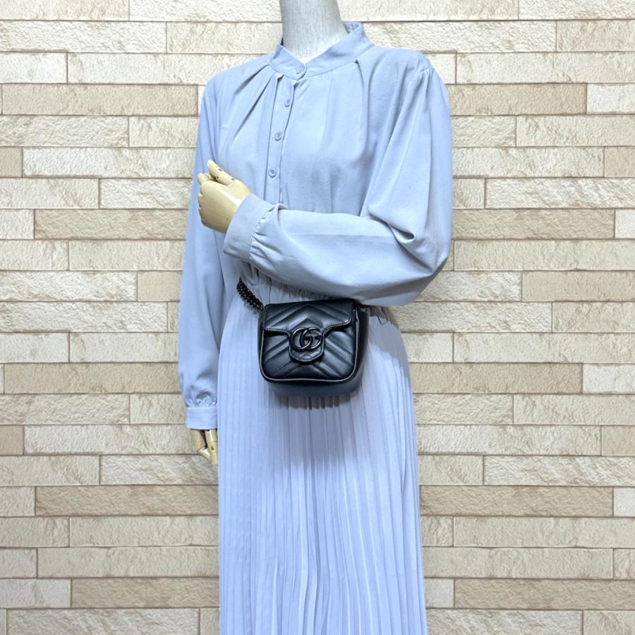 GUCCI（グッチ） ミニポシェット GGマーモント ショルダーバッグ
