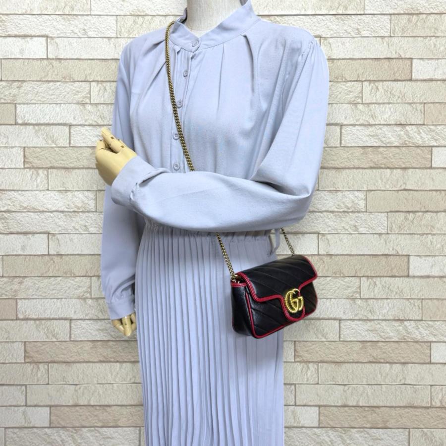 GUCCI（グッチ） スーパー ミニバッグ GGマーモント ショルダーバッグ