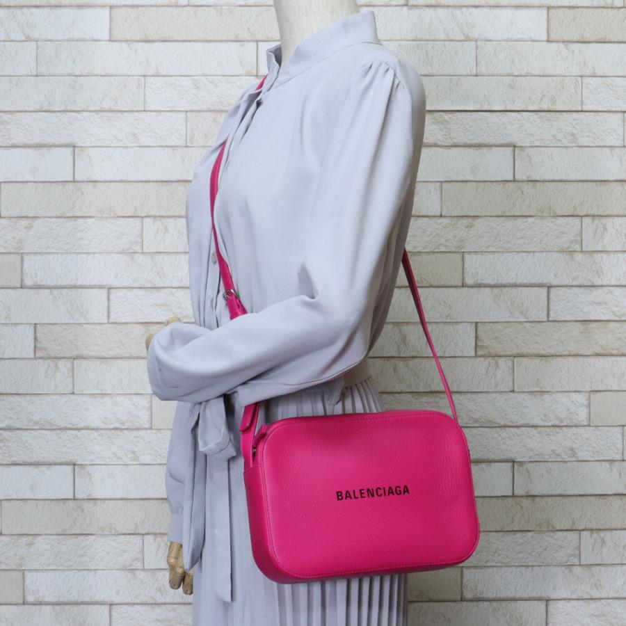 BALENCIAGA（バレンシアガ） エブリデイカメラバッグ ショルダーバッグ